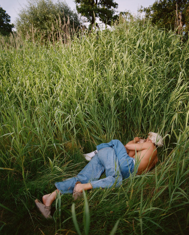 This is an alt text.